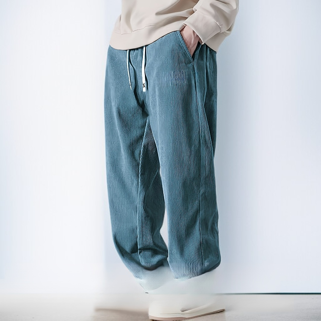 늘어지는 코듀로이 느낌의 남성 캐주얼 팬츠