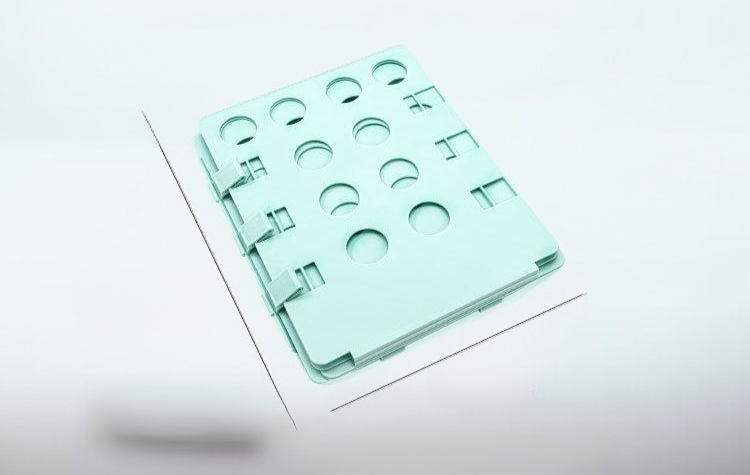 งานแกะสลักบนกระดานพับผ้าโบราณ