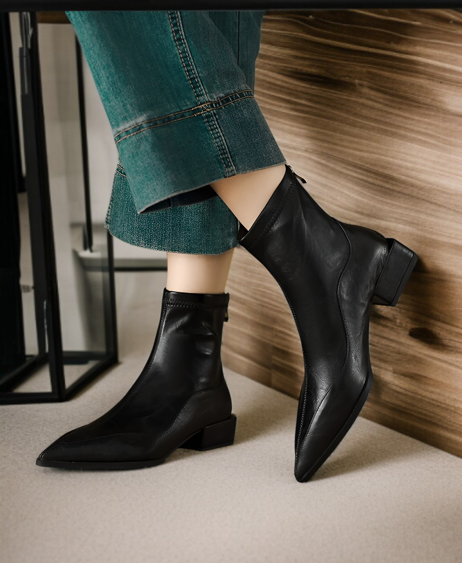 レディース向け秋冬新作スキニーブーツアウトソール写真