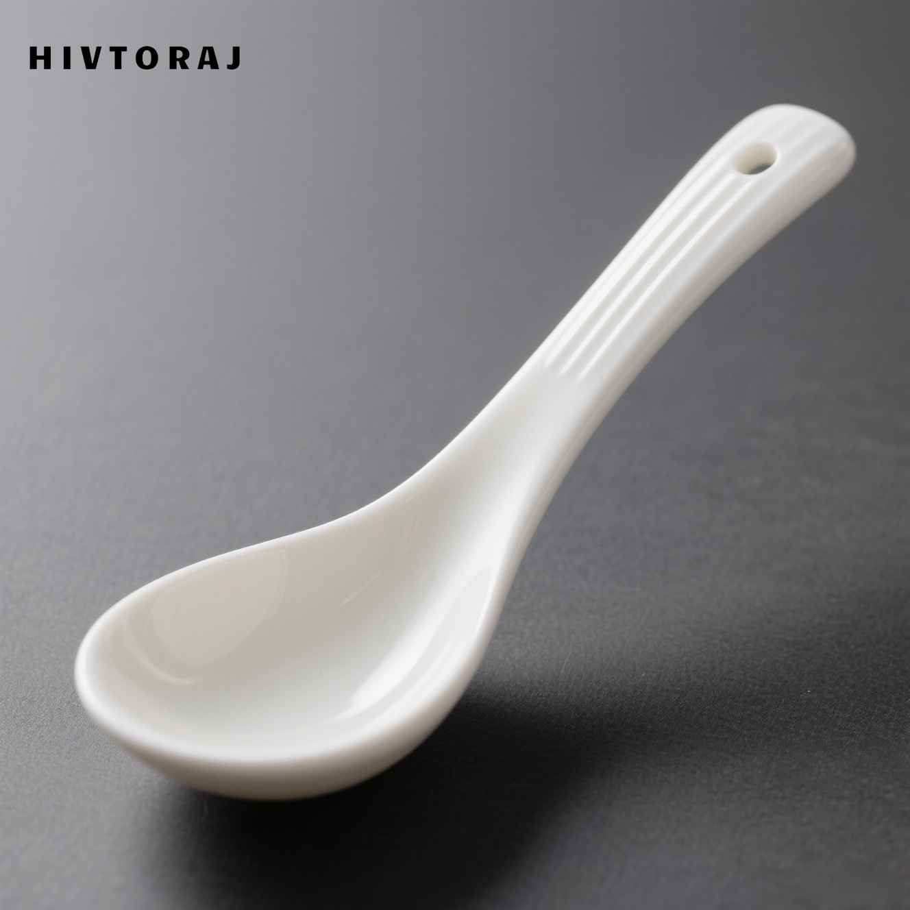 Stijlvolle keramische lepels voor soep