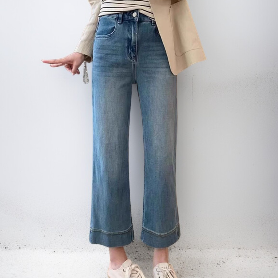 細身でハイウエスト、スリムに見えるストレートレッグワイドレッグパンツ