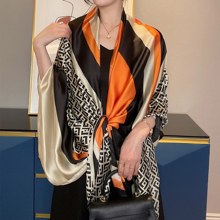 エレガントなシルク調ロングストール 日焼け防止ショール