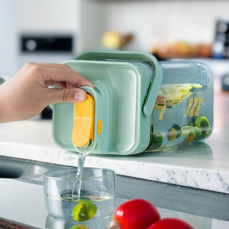 Großvolumiger Kaltwasserkocher für den Außenbereich