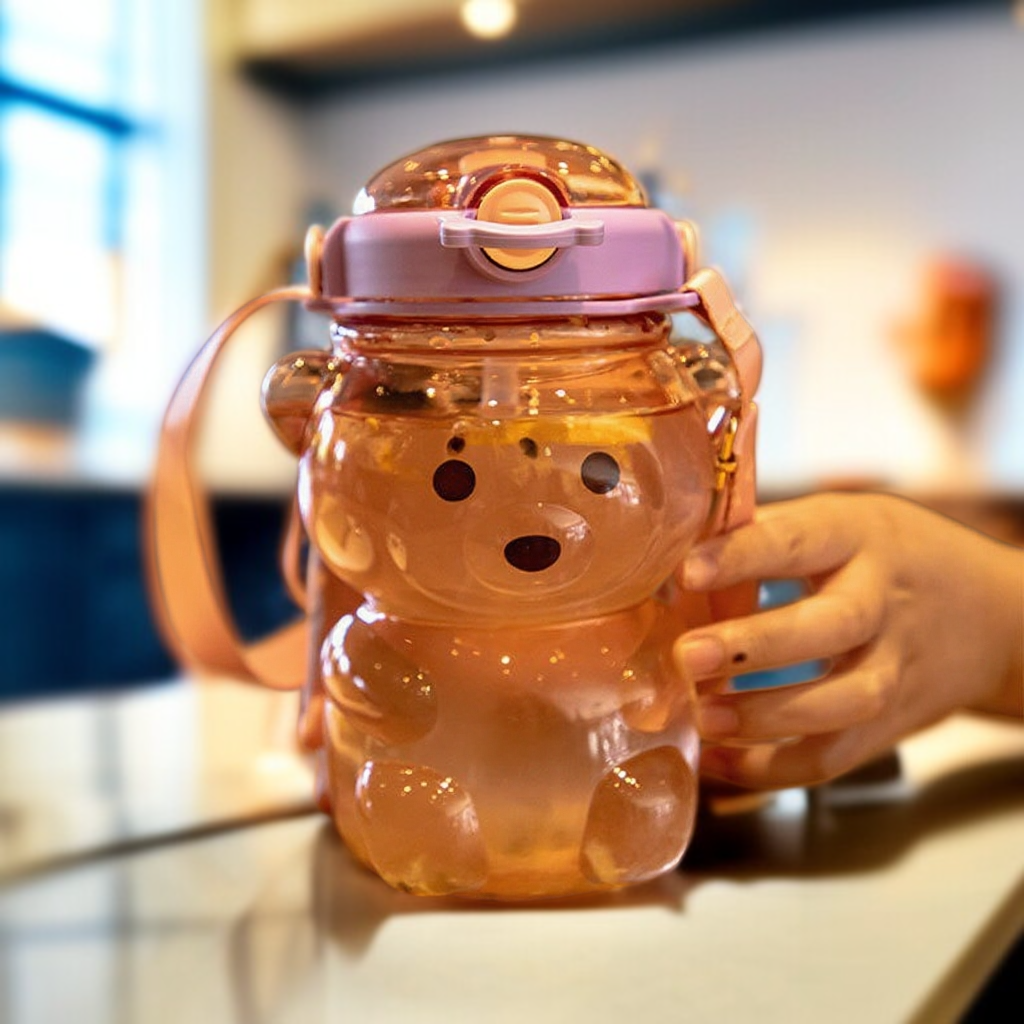 Easy grip plastic straw cup for toddlers