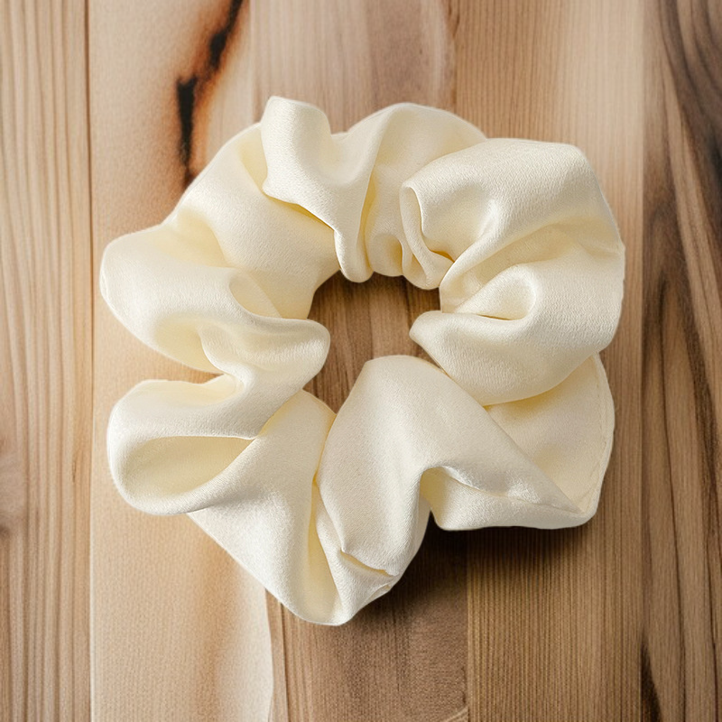 ヘアタイとシュシュ