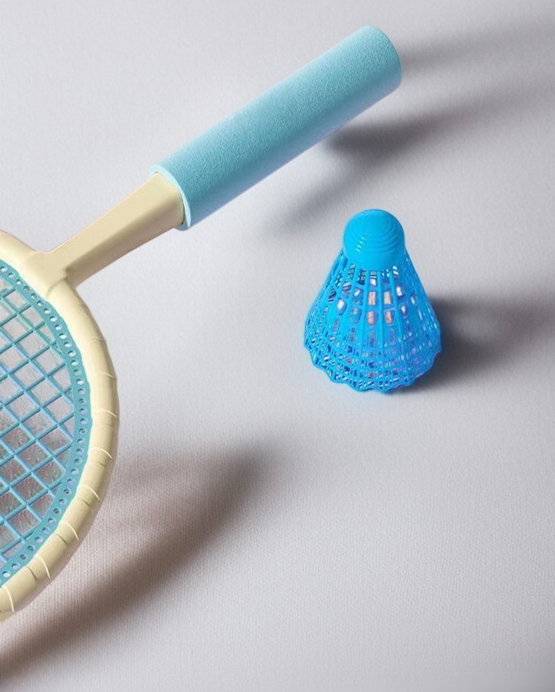 初心者向け教育用バドミントンラケットの使用例