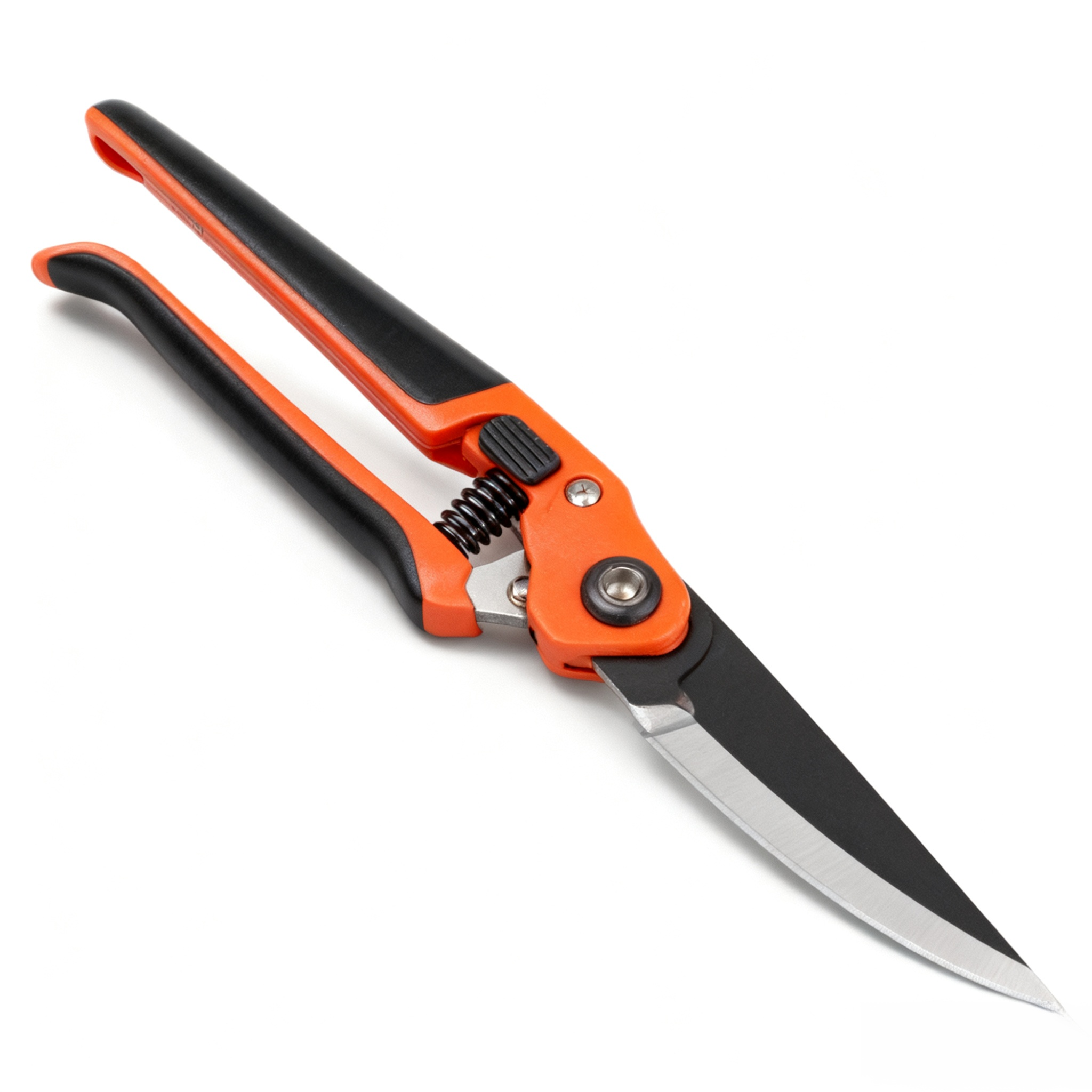 강력한 정원 도구: 가지치기 가위, 잔디 깎는 기계