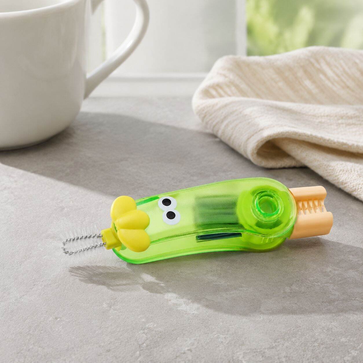 Multifunctional Eggplant Cup Lid Cleaning Brush