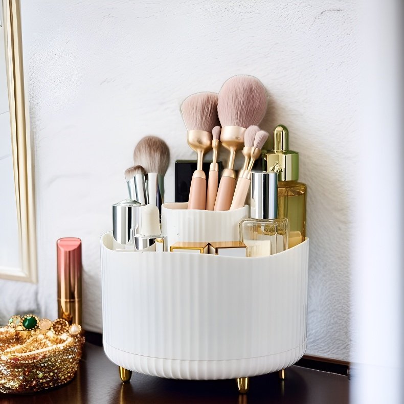 حقيبة مستحضرات تجميل أنيقة وواسعة وكبيرة الحجم قابلة للدوران ومقاومة للغبار