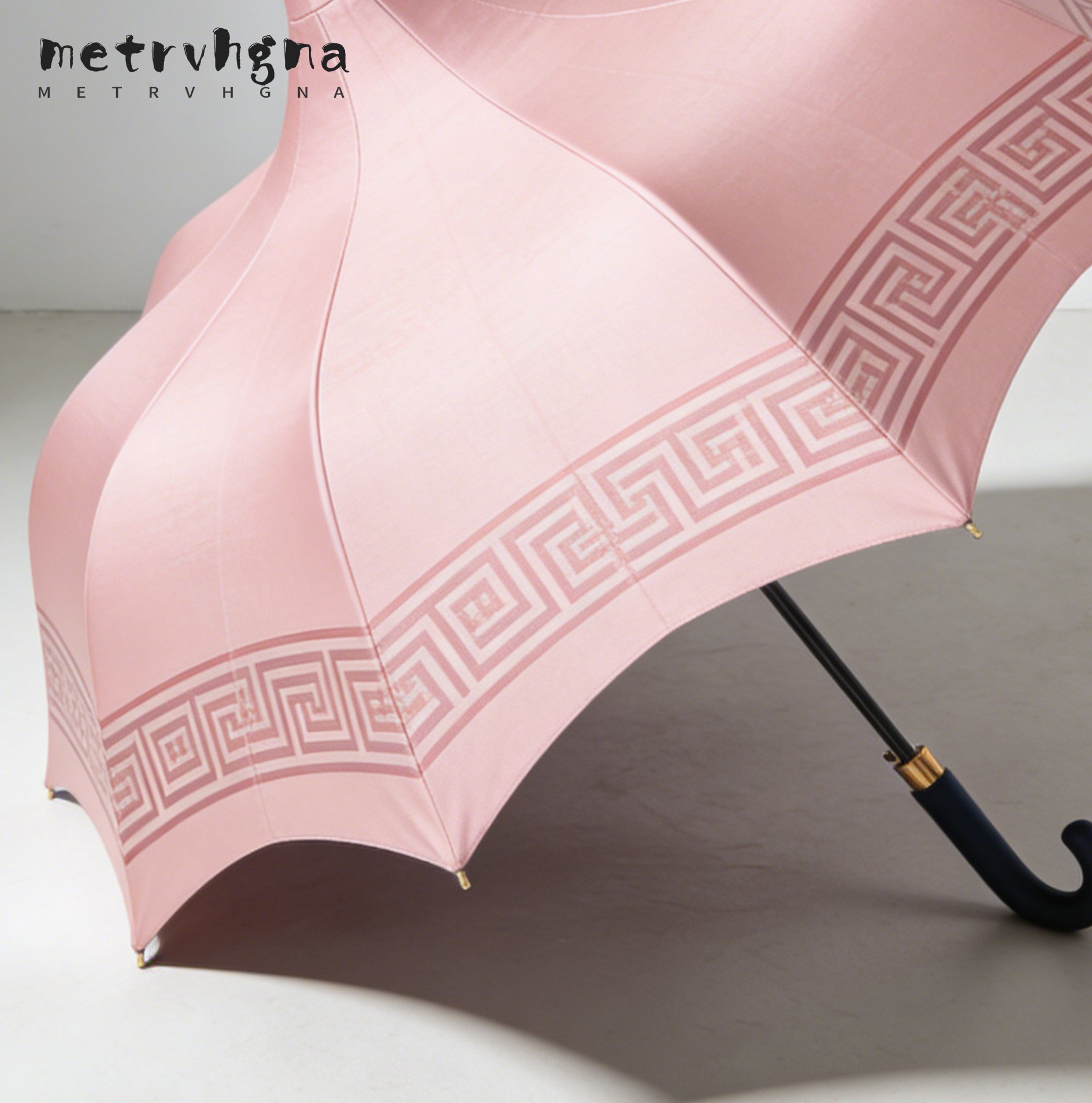 ร่มกันฝน จำนวน 2 คัน 