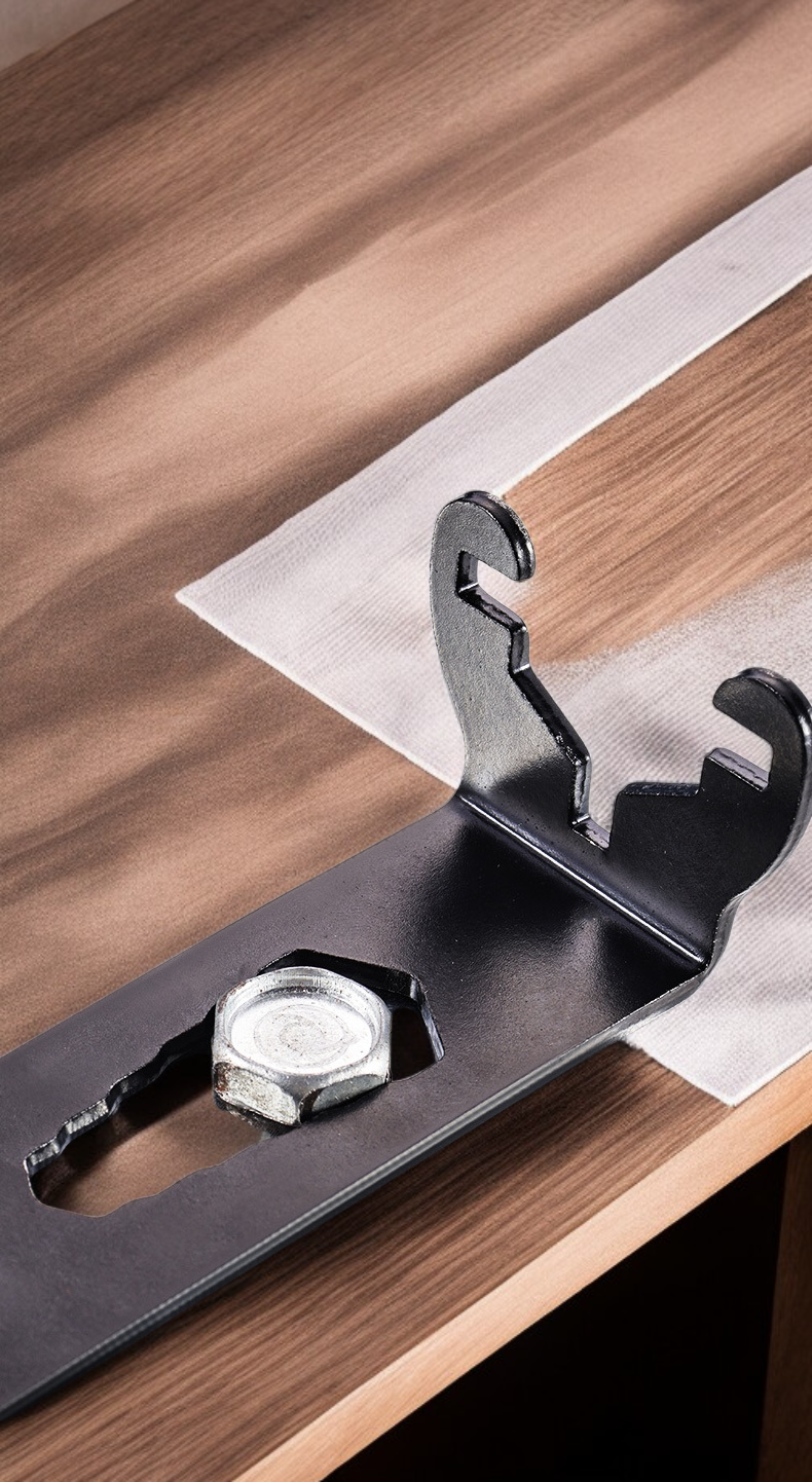 Heavy-duty plumbing wrench for home and professional use