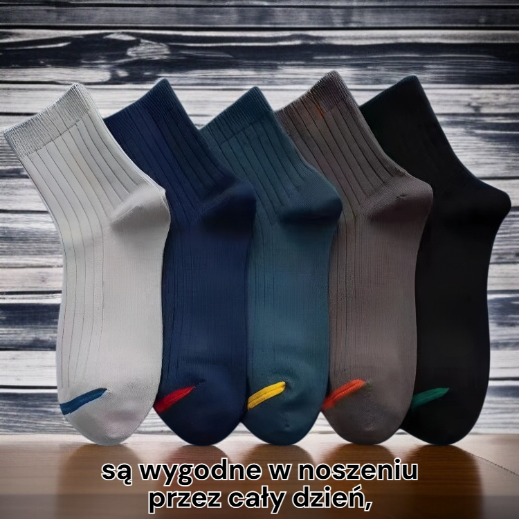 Uniwersalne modne skarpetki