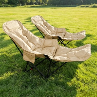 Portable padded nap chair for camping and beach