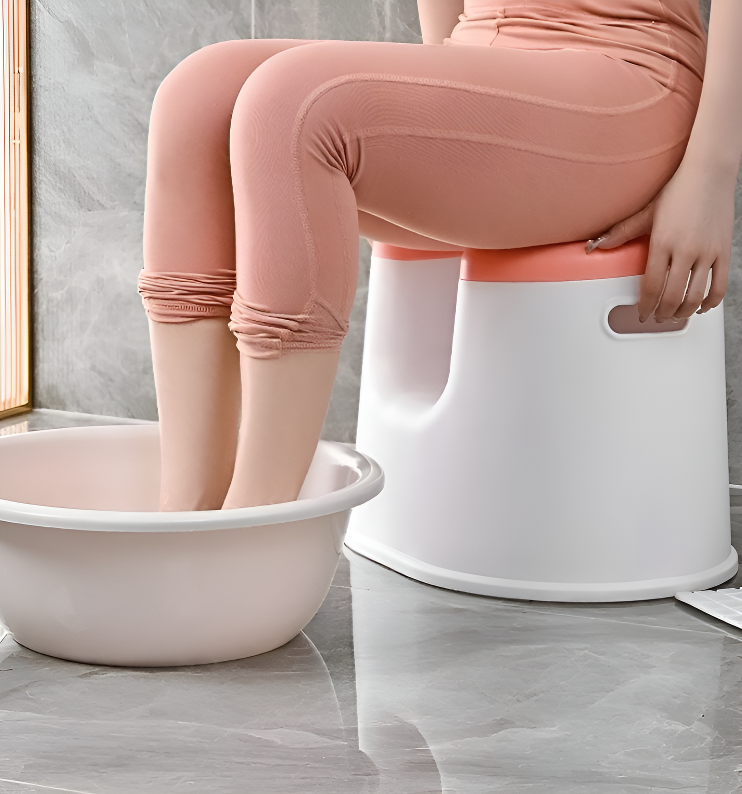 Easy-to-clean thickened adult bath stool