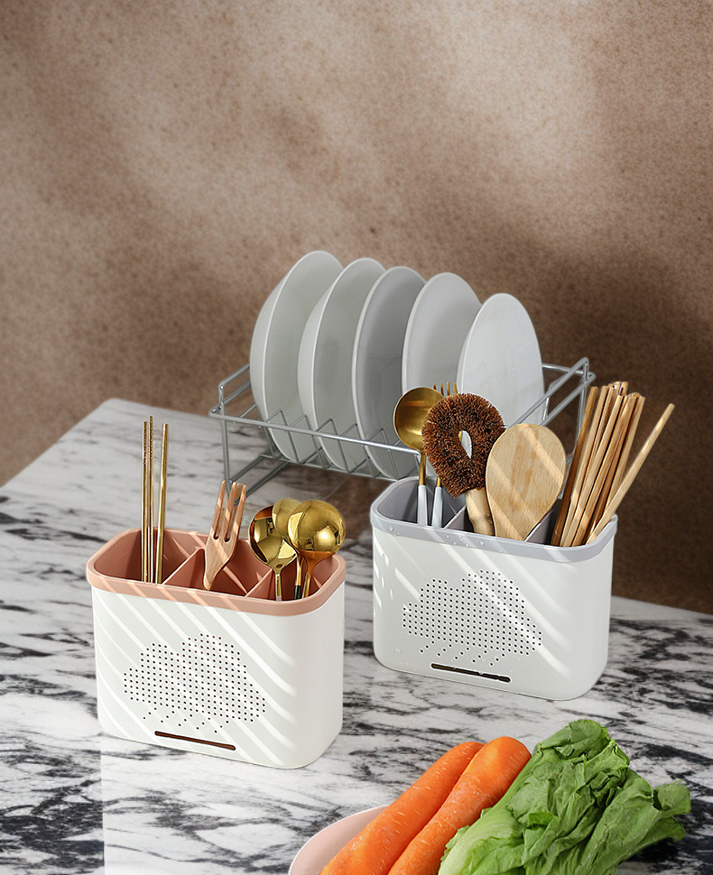 複数の箸を分けて収納できる箸ケース