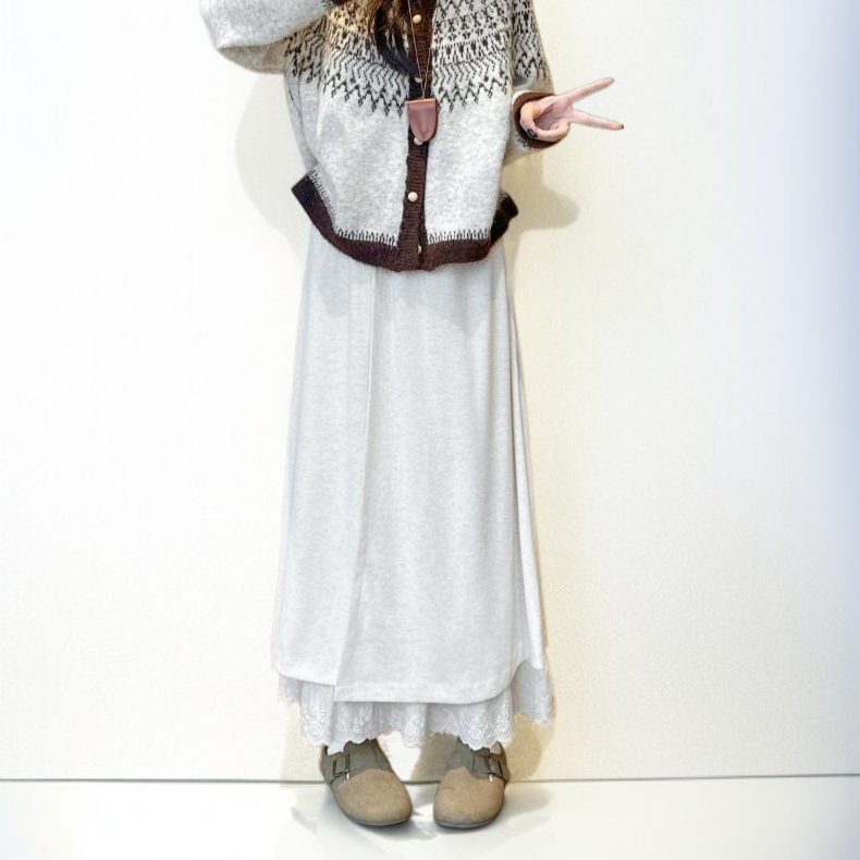 脚長効果があるハイウエストデザイン