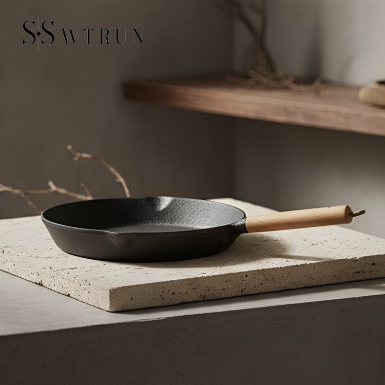 黒のノンスティックフライパン本体の画像