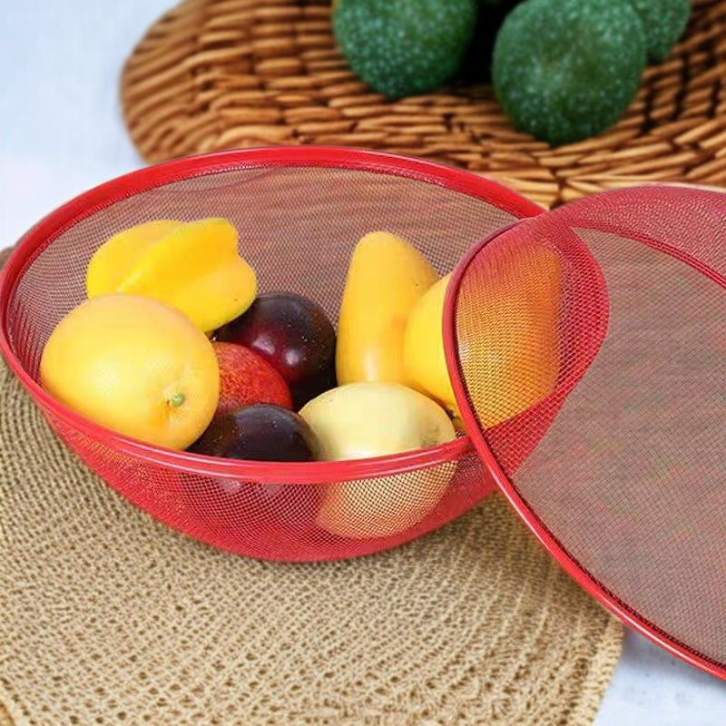 果物を入れた鉄芸水切りかごの使用例