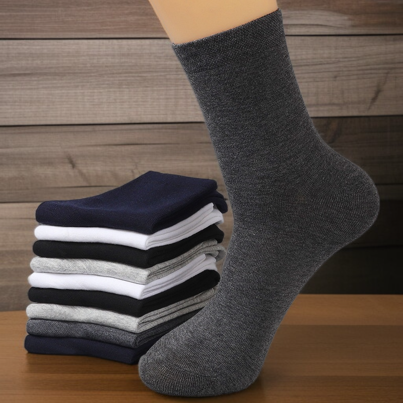 シンプルなメンズソックス