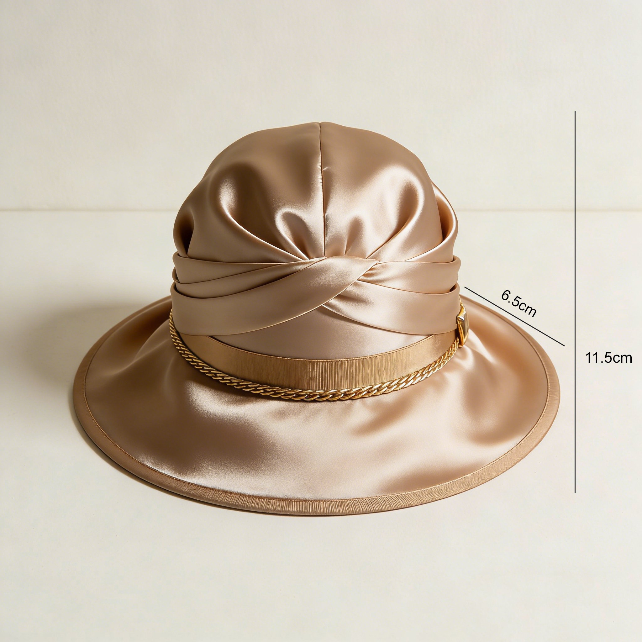 Pălărie damă stilată pentru evenimente speciale