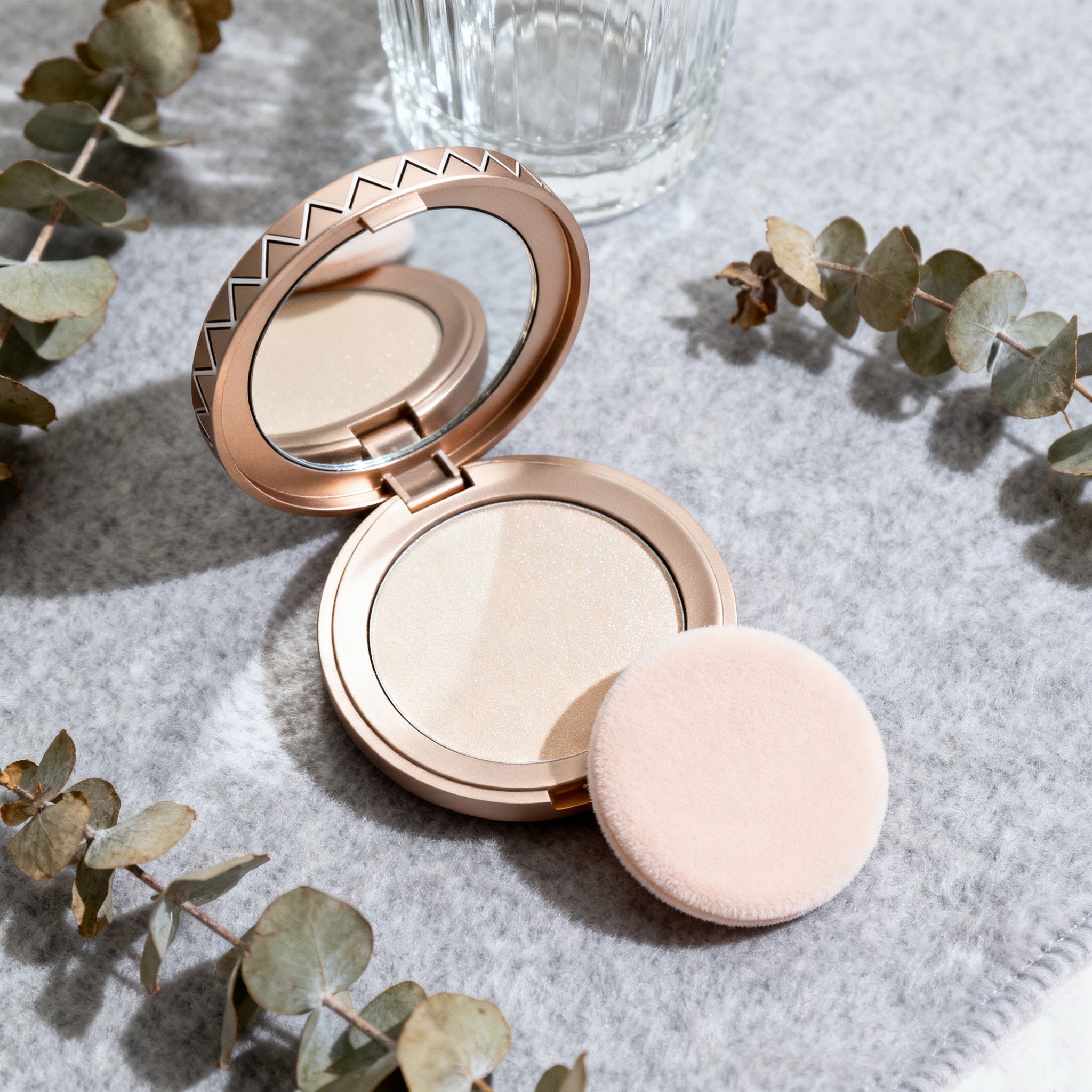 섬세한 소프트 포커스 프레스드 파우더