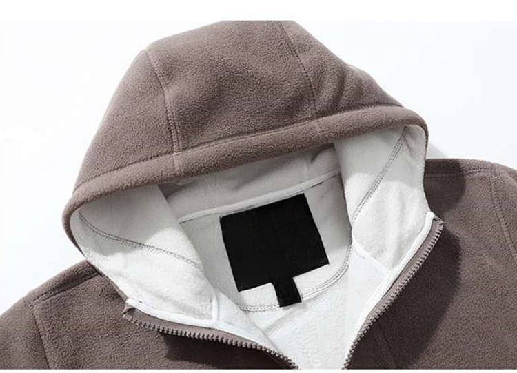 冬用ジャケットの暖かさをアピール