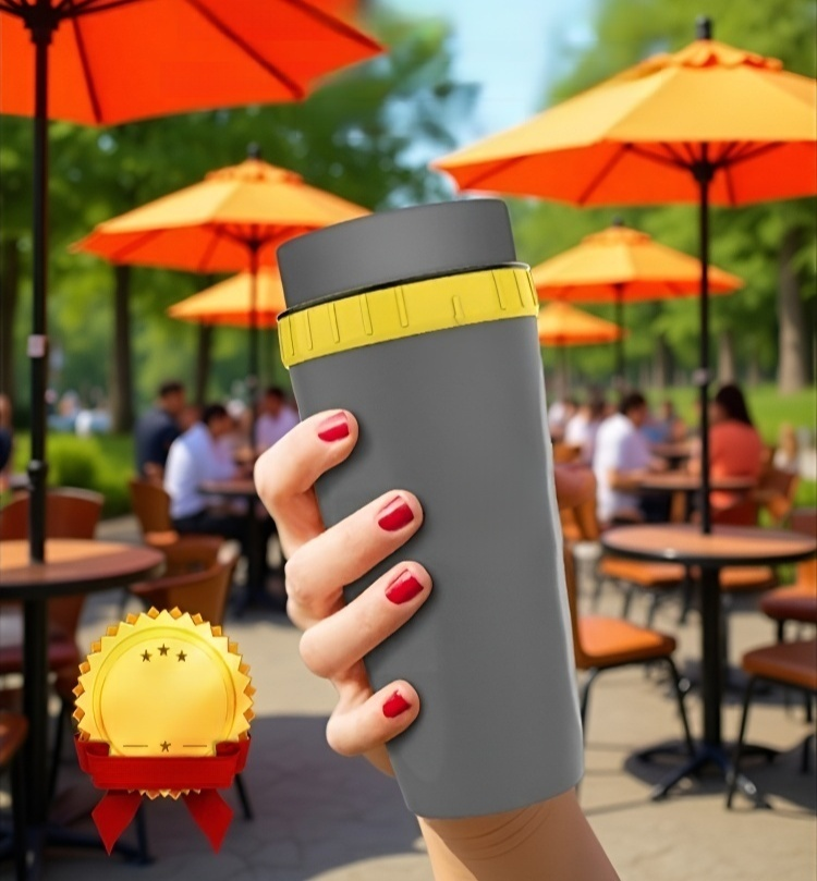 친환경 소재의 트위스트 컵