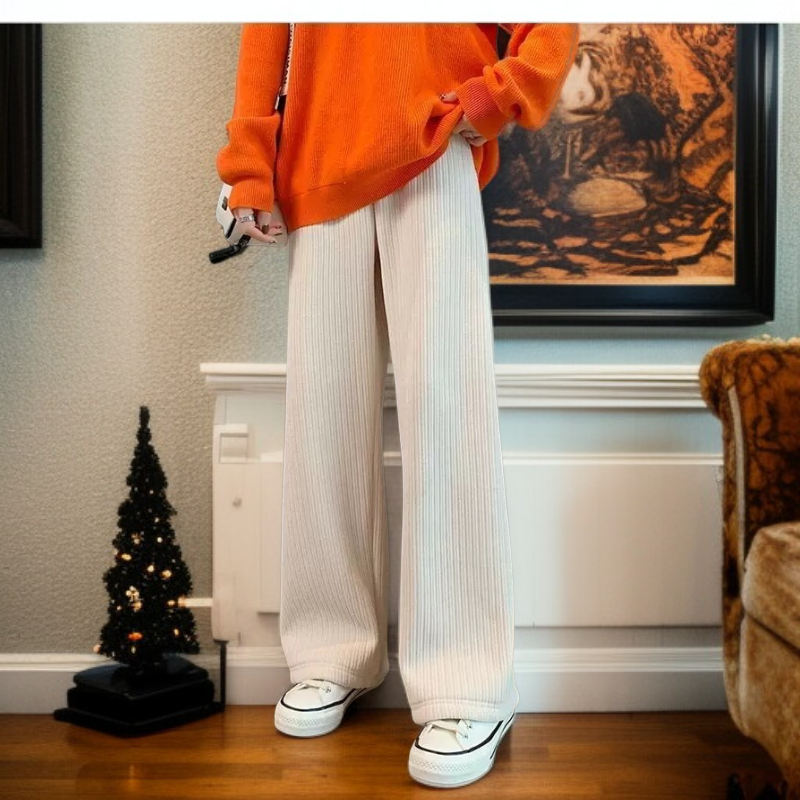 秋と冬の女性用のクリーム色のワイドレッグパンツに、ベルベットと厚みのあるハイウエストのルーズパンツで着痩せ効果があり、汎用性の高いドレープ性のカジュアルストレートパンツです。