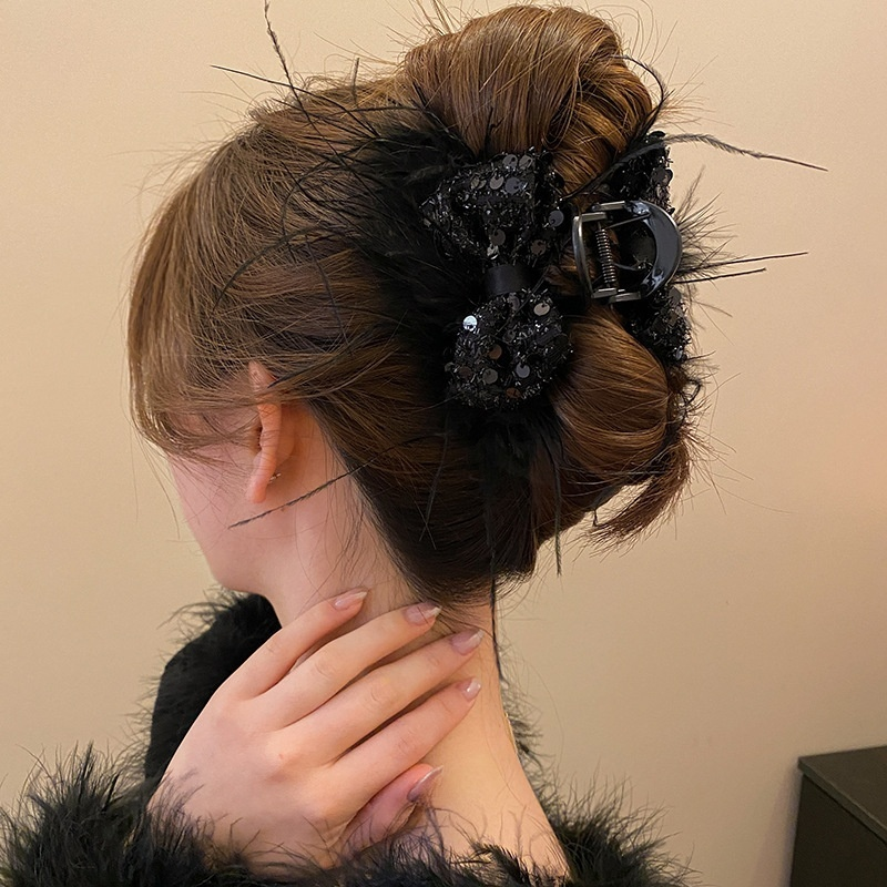 スパンコールのリボンヘアクリップ
