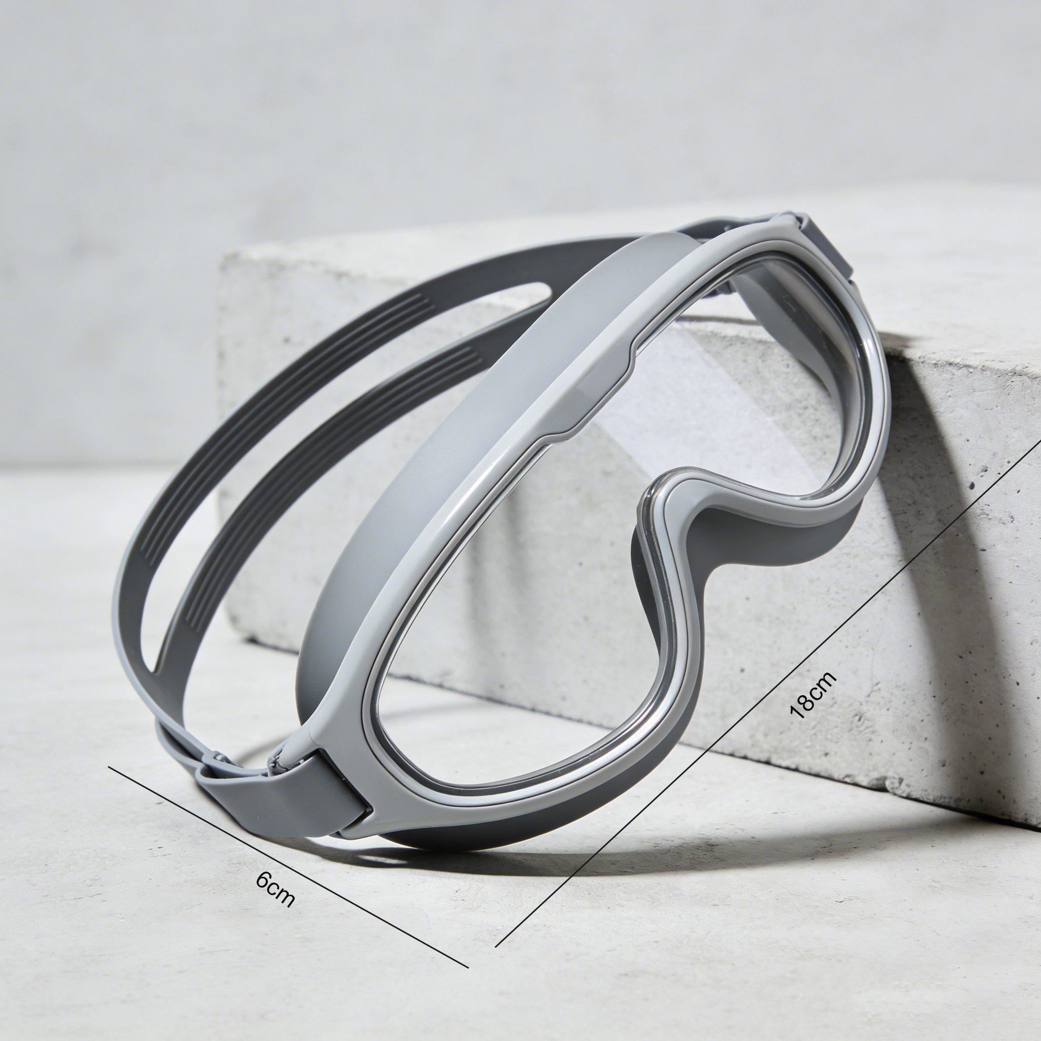 UVカットレンズの水泳ゴーグル