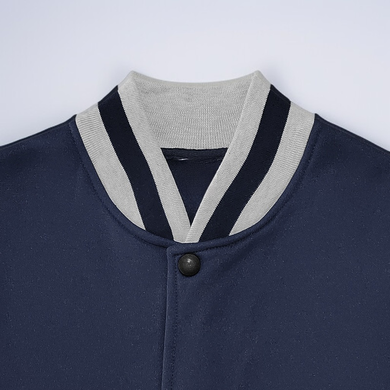 남성 야구복 외투 디테일 샷