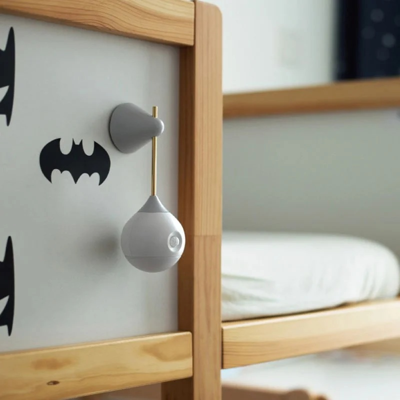 Spherical Wireless Sensor Light