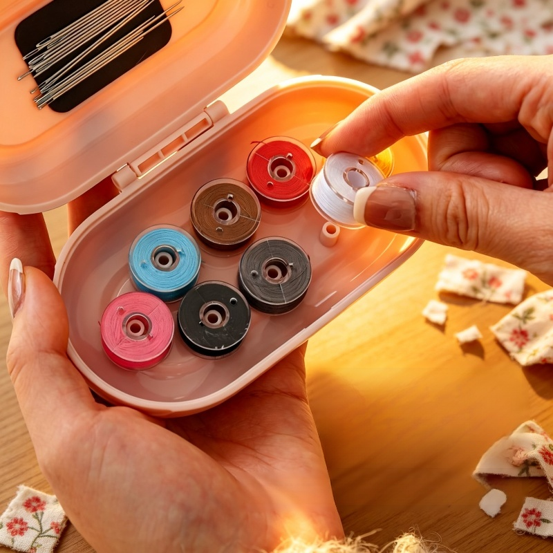 Compact and portable magnetic needle and thread box
