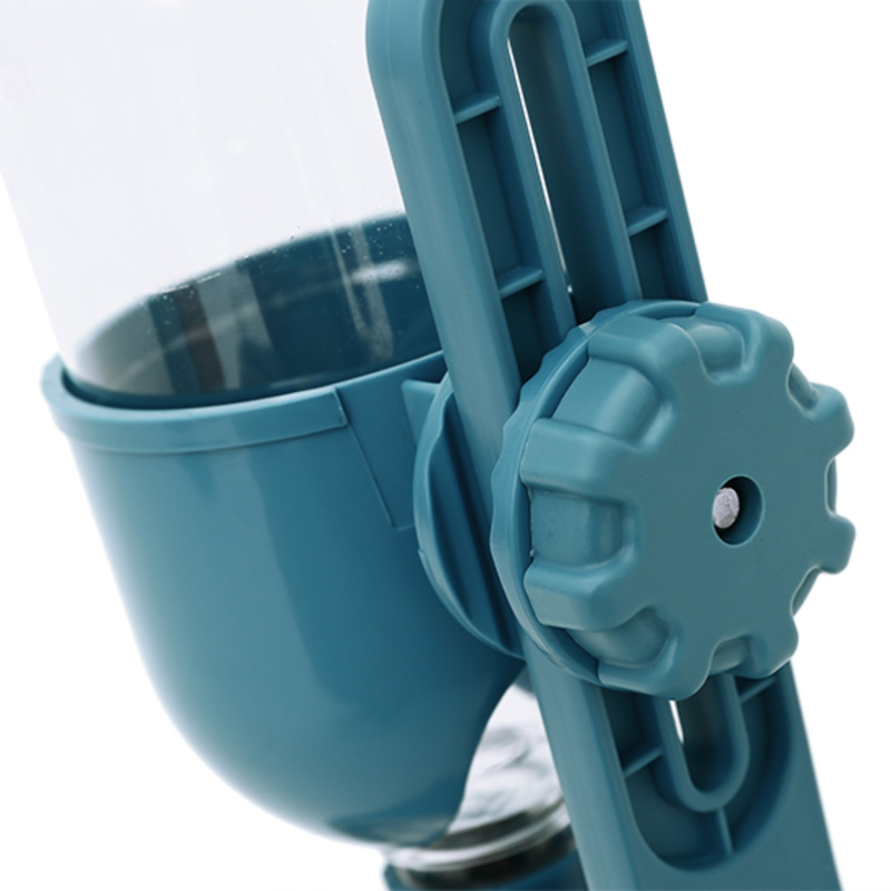 Gamelle d'eau et pot de nourriture pour animaux