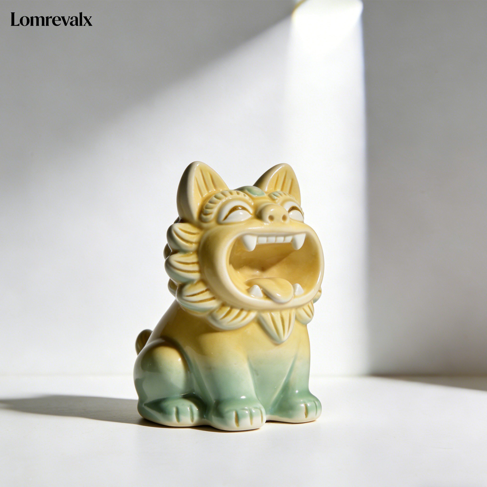 Mini adorno de cerámica de la suerte