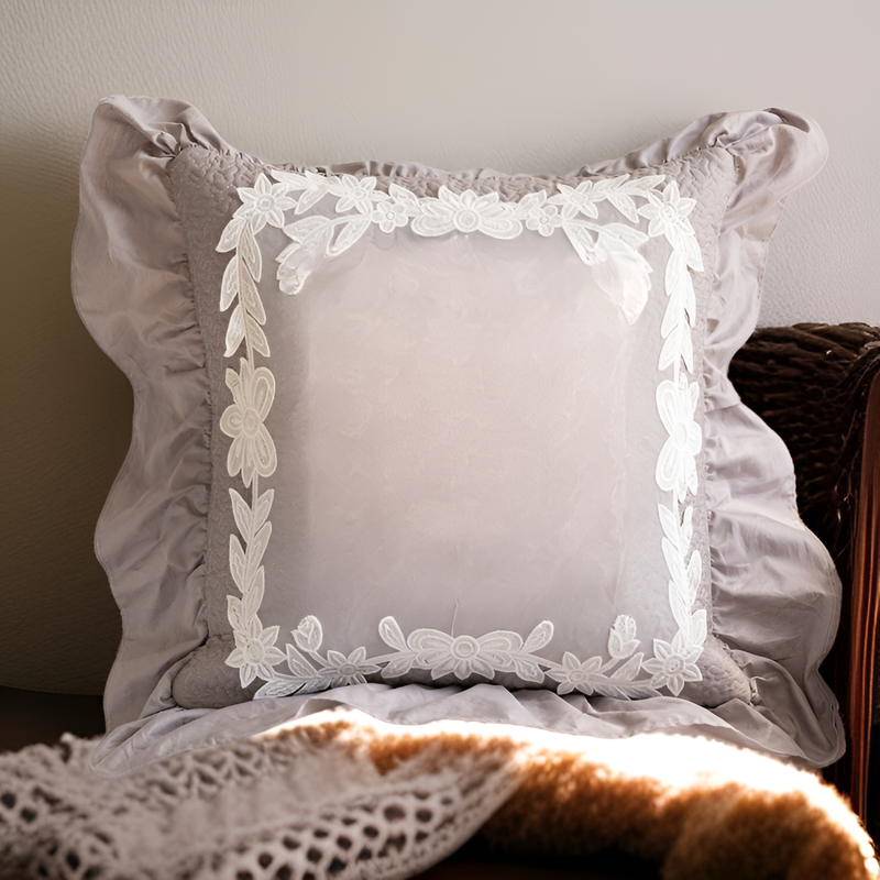 누홈 하트 2단 레이스 사각 쿠션 (솜 포함)