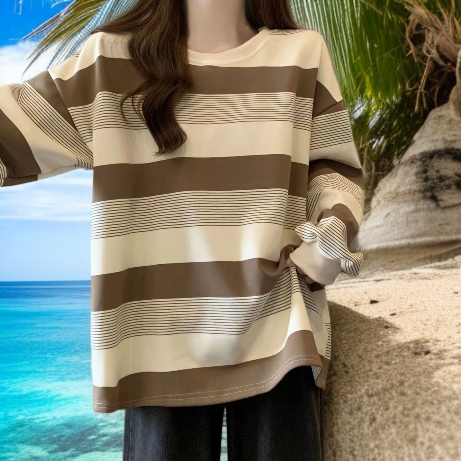 レトロなストライプ柄スウェットシャツ