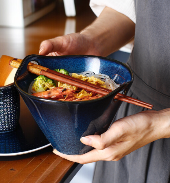 創作料理を引き立てる日本製食器鉢