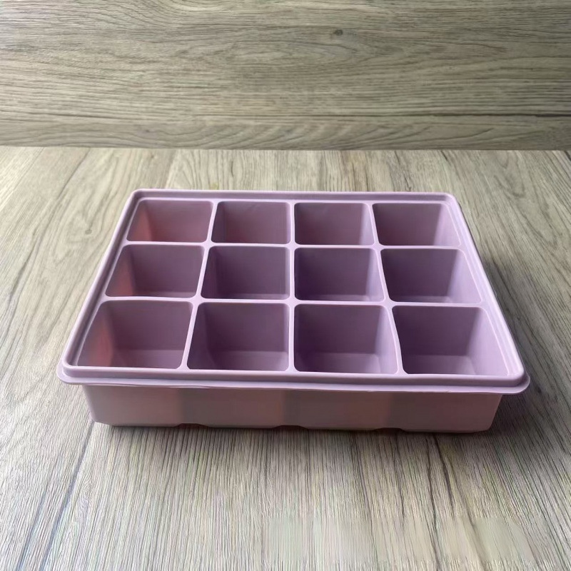 Household 4-Grid Ice Cube Tray with Lid