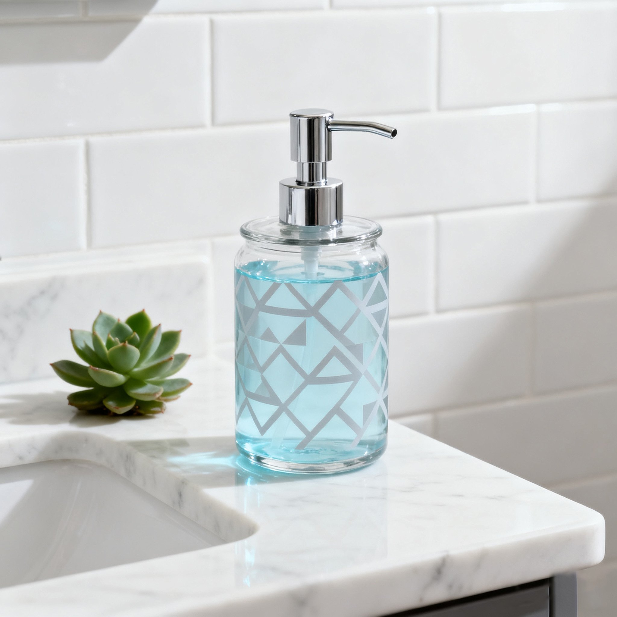 손비누 살균 및 세척 제품 이미지