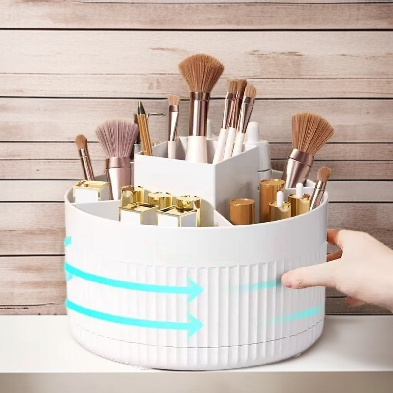 Organizador de escritorio para maquillaje en uso