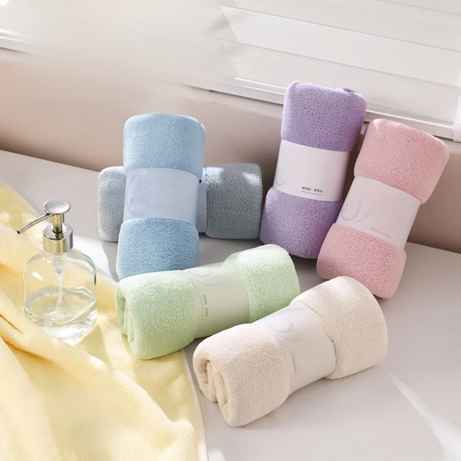 Serviette absorbante sans peluche pour usage domestique