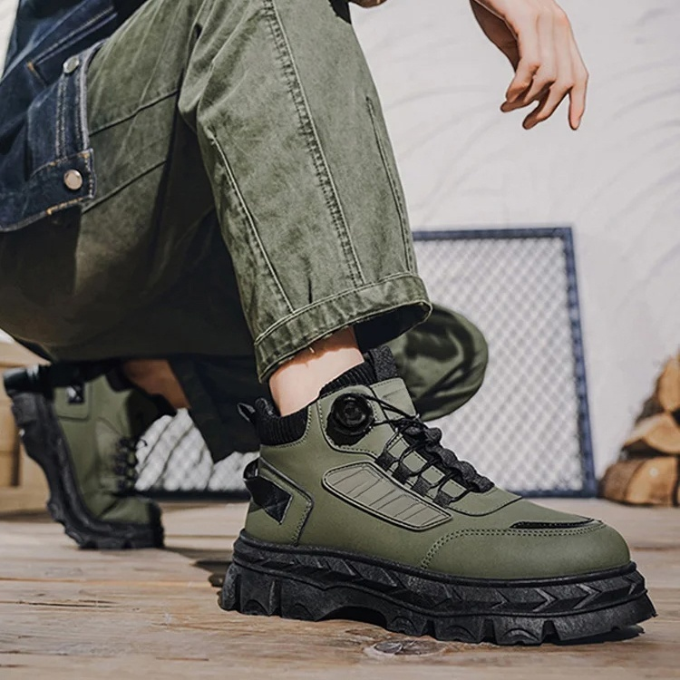 秋のレトロなノータイマーチンブーツ