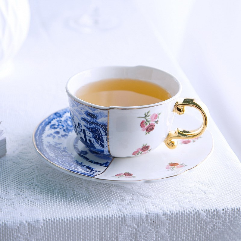 ヨーロピアン金彩ブルー＆ホワイトレトロ高級陶器コーヒーカップ＆ソーサーセット