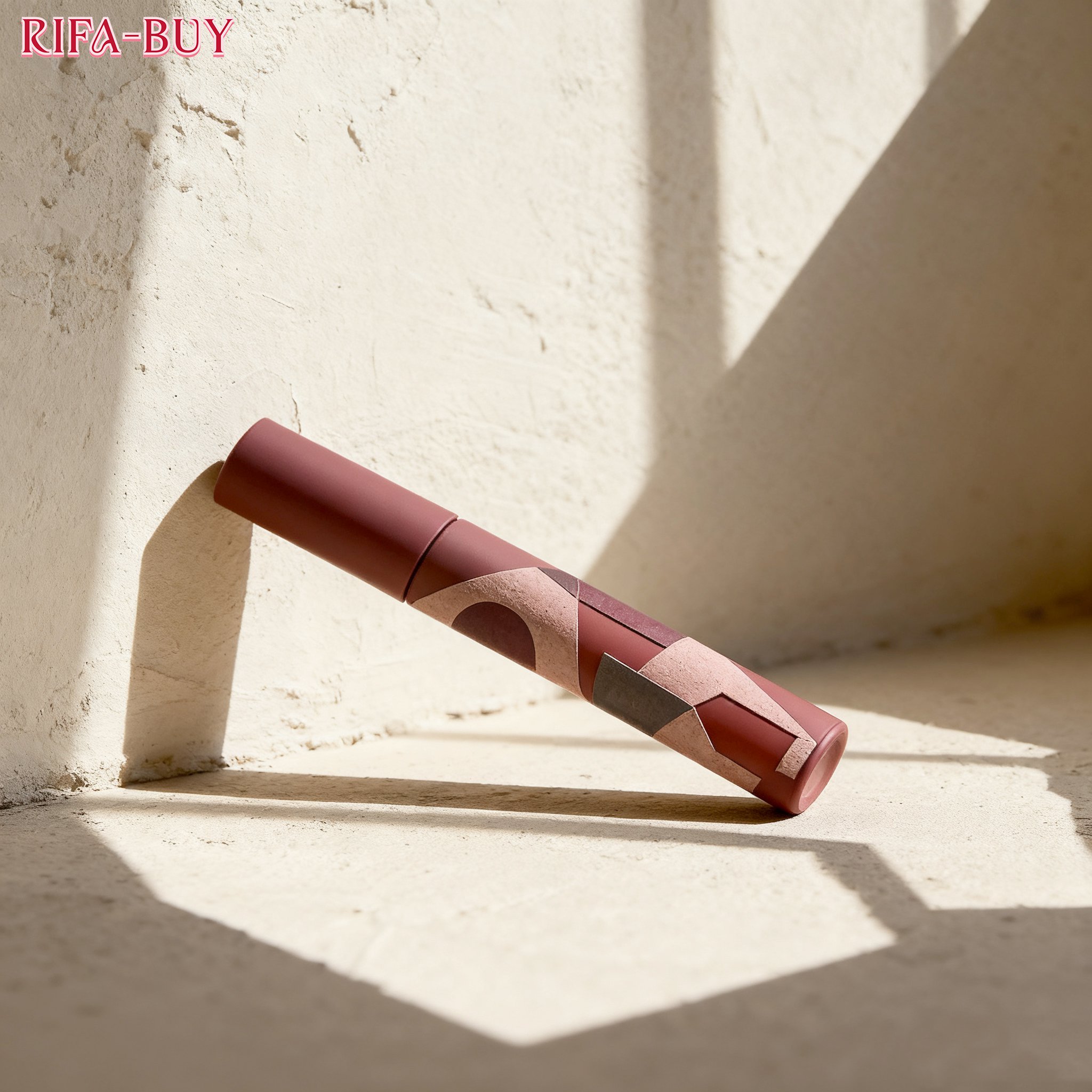 ลิปกลอสกันน้ำและไม่เหนียวเหนอะหนะ