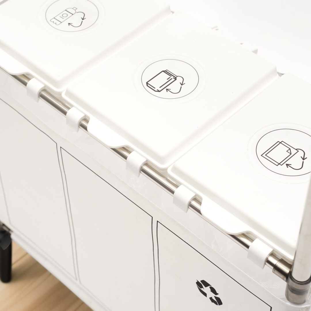 분류된 쓰레기통