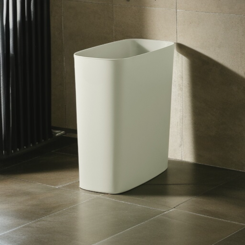 Schmaler, rechteckiger Abfalleimer ohne Deckel für Badezimmer und Küche