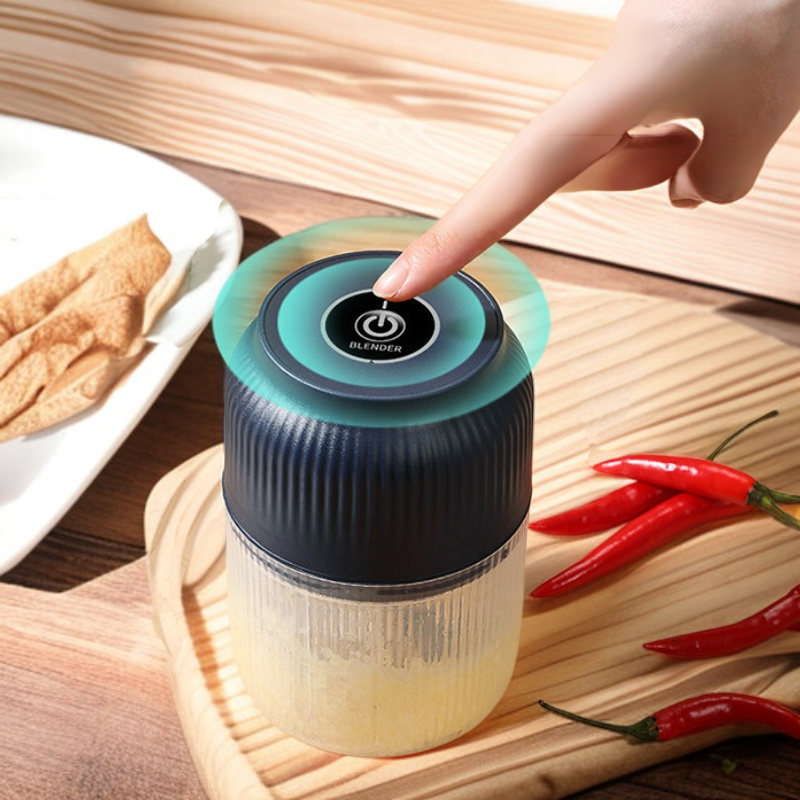 料理時短に役立つ電動グラインダー