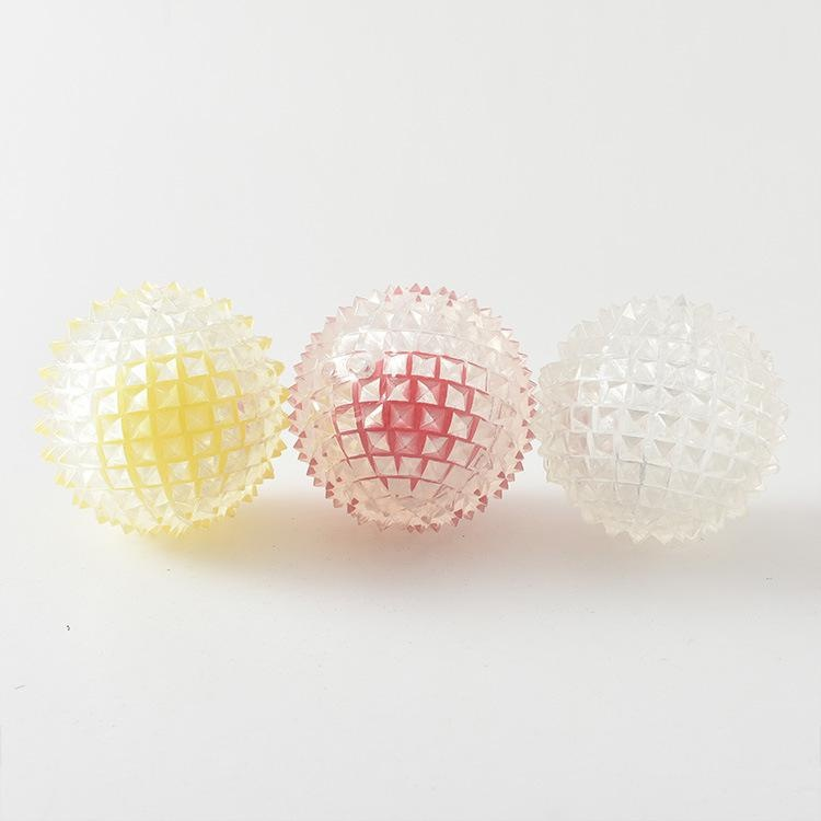 중대형견용 튼튼한 탄성 돌기 공 장난감