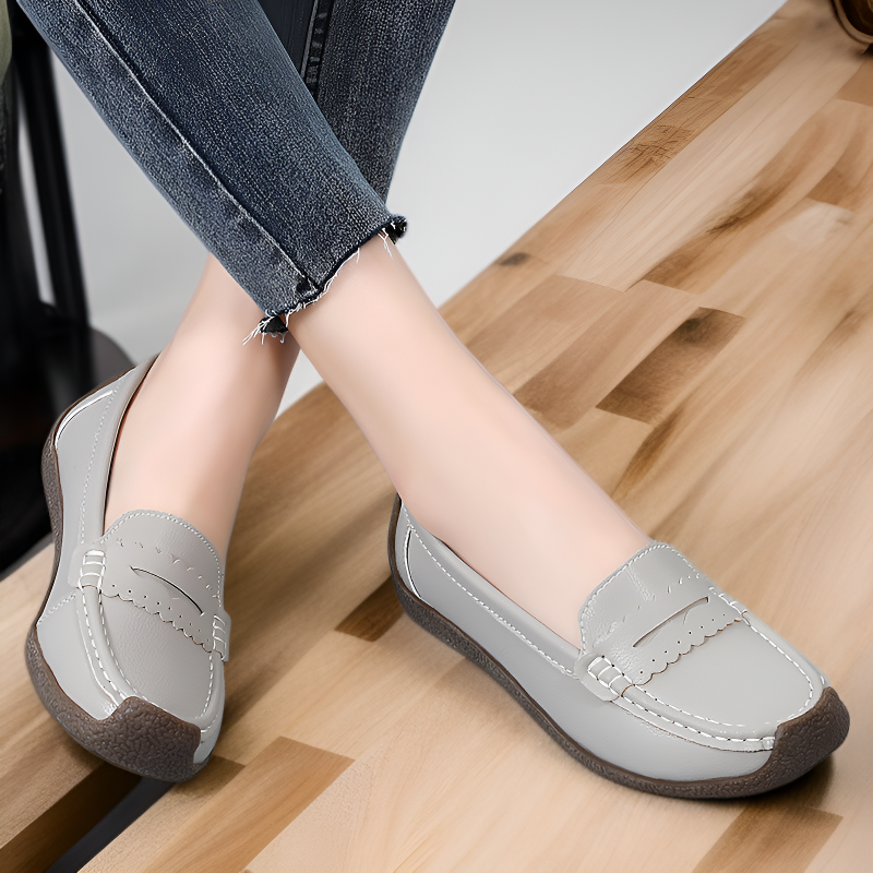 أحذية نسائية بدون كعب مناسبة للعمل